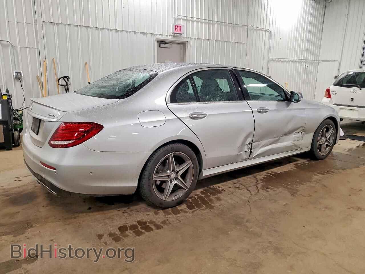 2017 MERCEDES-BENZ E-CLASS - VIN: WDDZF4KB3HA188097 - Фото 3