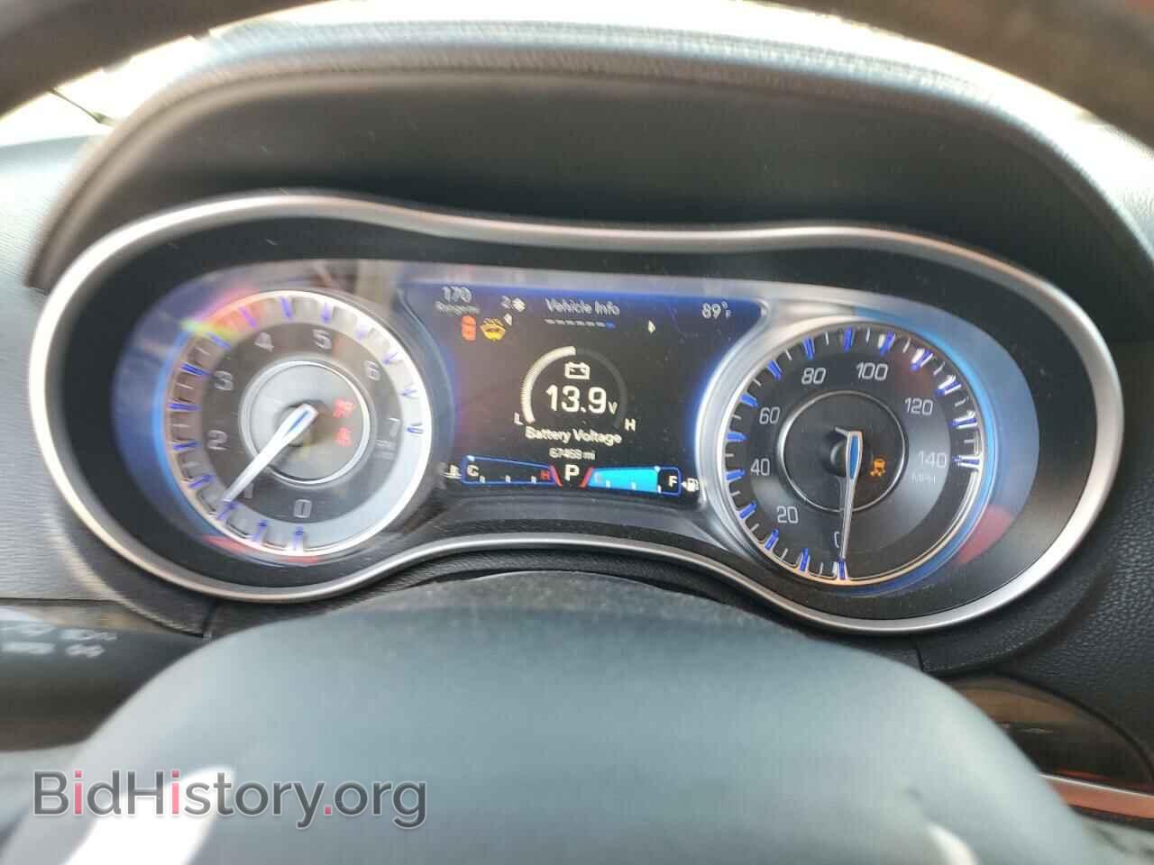 2016 CHRYSLER 300 - VIN: 2C3CCAEG2GH277906 - Фото 9