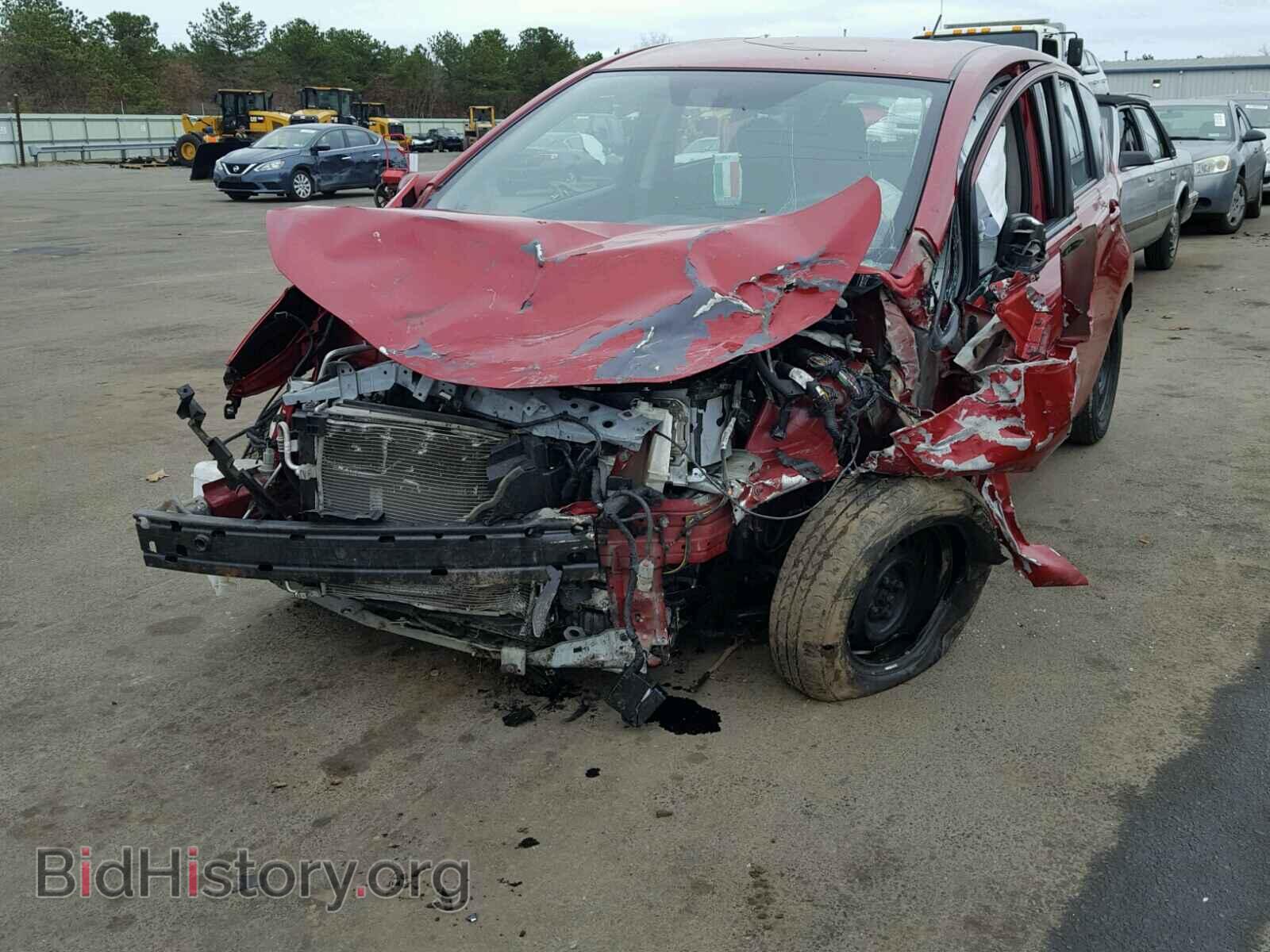 2014 NISSAN VERSA - VIN: 3N1CE2CP6EL377402 - Photo 2