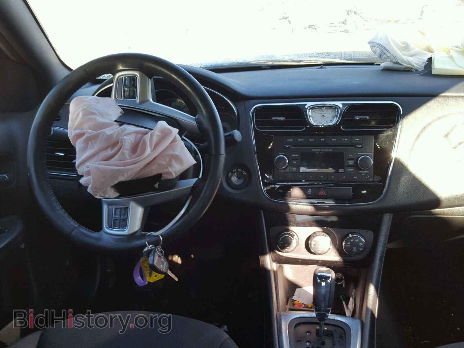 2012 CHRYSLER 200 - VIN: 1C3CCBBB0CN267679 - Фото 9