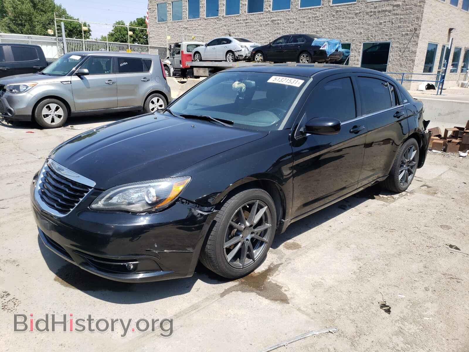 2012 CHRYSLER 200 - VIN: 1C3CCBBG1CN307845 - Фото 2