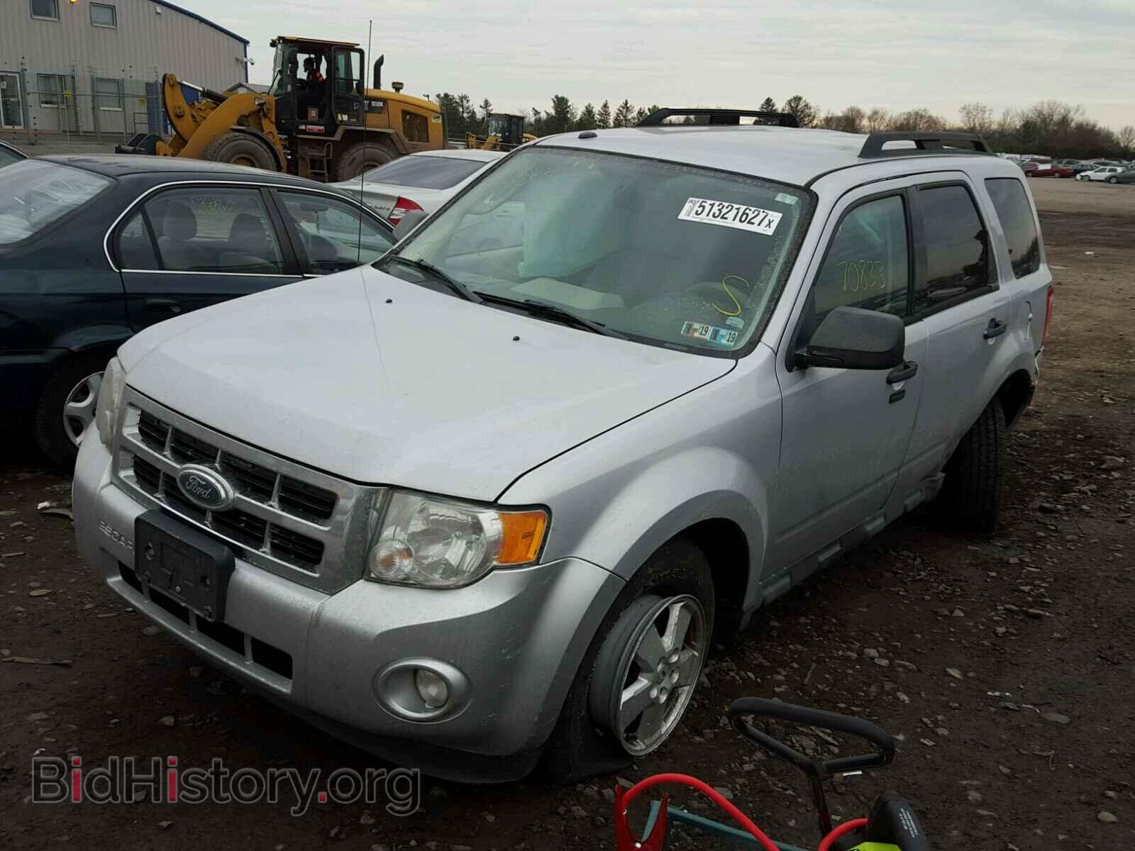 2011 FORD ESCAPE - VIN: 1FMCU9DG8BKC58878 - Фото 2