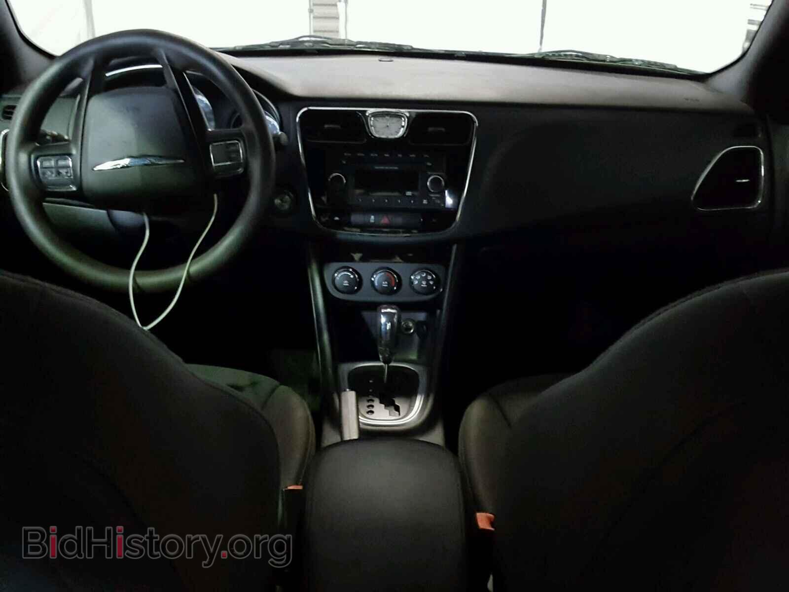 2012 CHRYSLER 200 - VIN: 1C3CCBAB2CN158190 - Фото 9