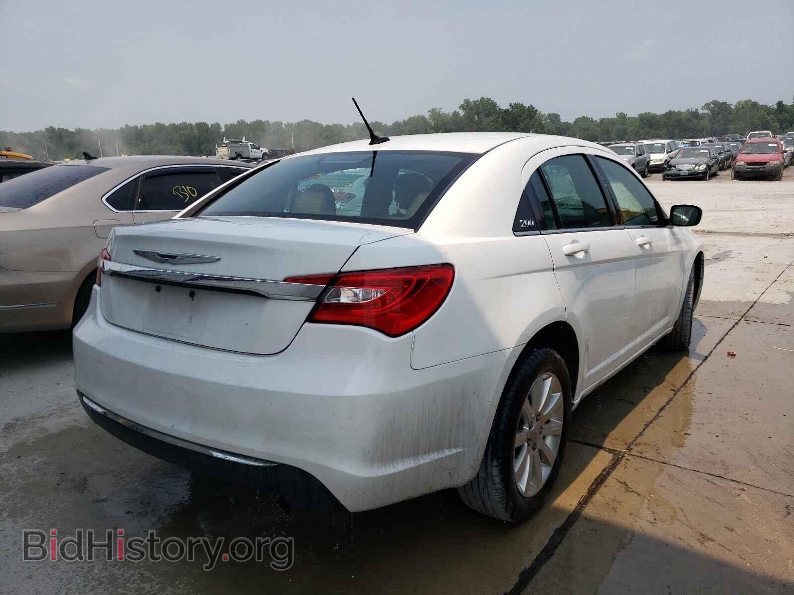 2011 CHRYSLER 200 - VIN: 1C3BC1FB7BN576175 - Фото 4