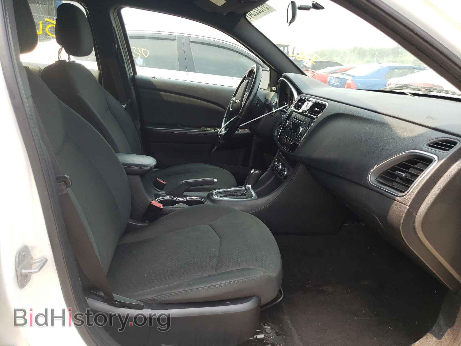 2011 CHRYSLER 200 - VIN: 1C3BC1FB7BN576175 - Фото 5