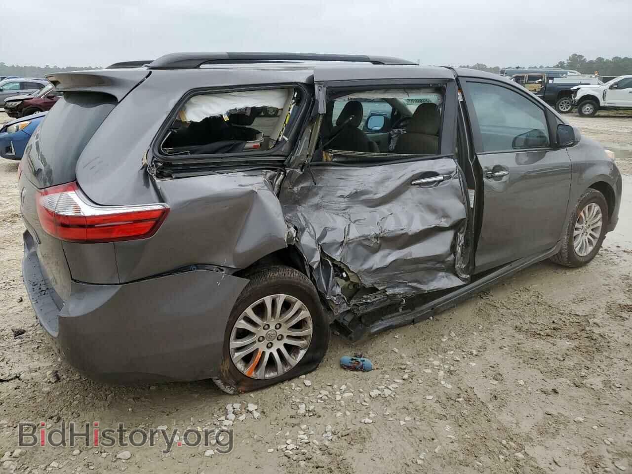 2017 TOYOTA All Models - VIN: 5TDYZ3DC3HS856433 - Photo 3