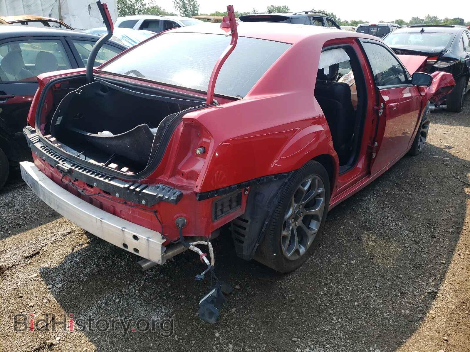 2015 CHRYSLER 300 - VIN: 2C3CCABT9FH846170 - Фото 4