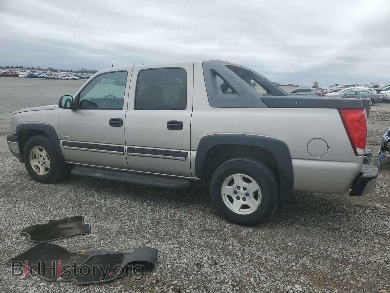 2005 CHEVROLET AVALANCHE - VIN: 3GNEC12Z65G124928 - Фото 2
