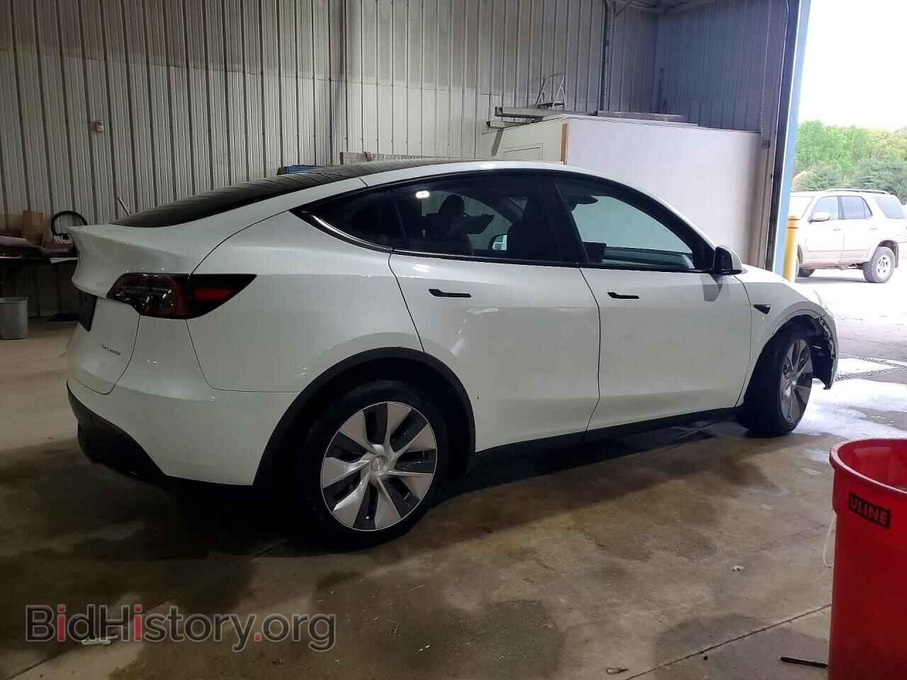 2023 TESLA MODEL Y - VIN: 7SAYGDEEXPF890340 - Фото 3