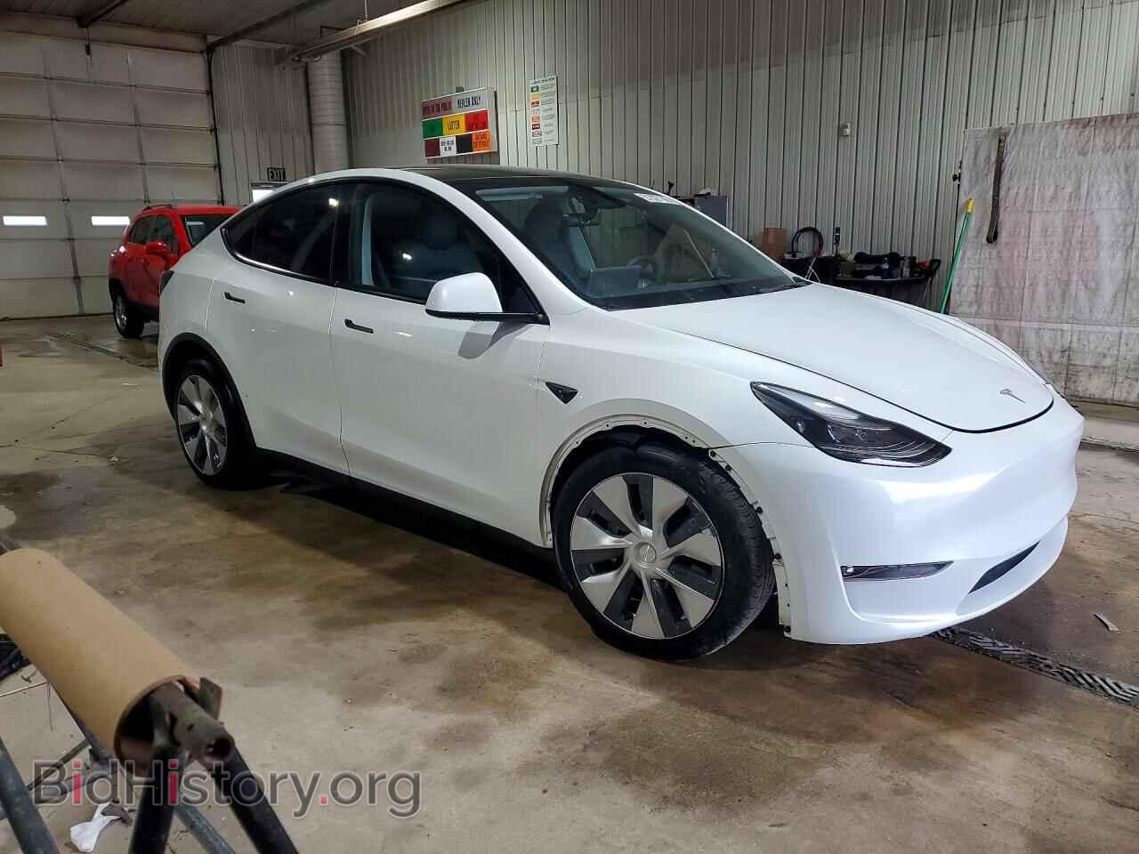 2023 TESLA MODEL Y - VIN: 7SAYGDEEXPF890340 - Фото 4