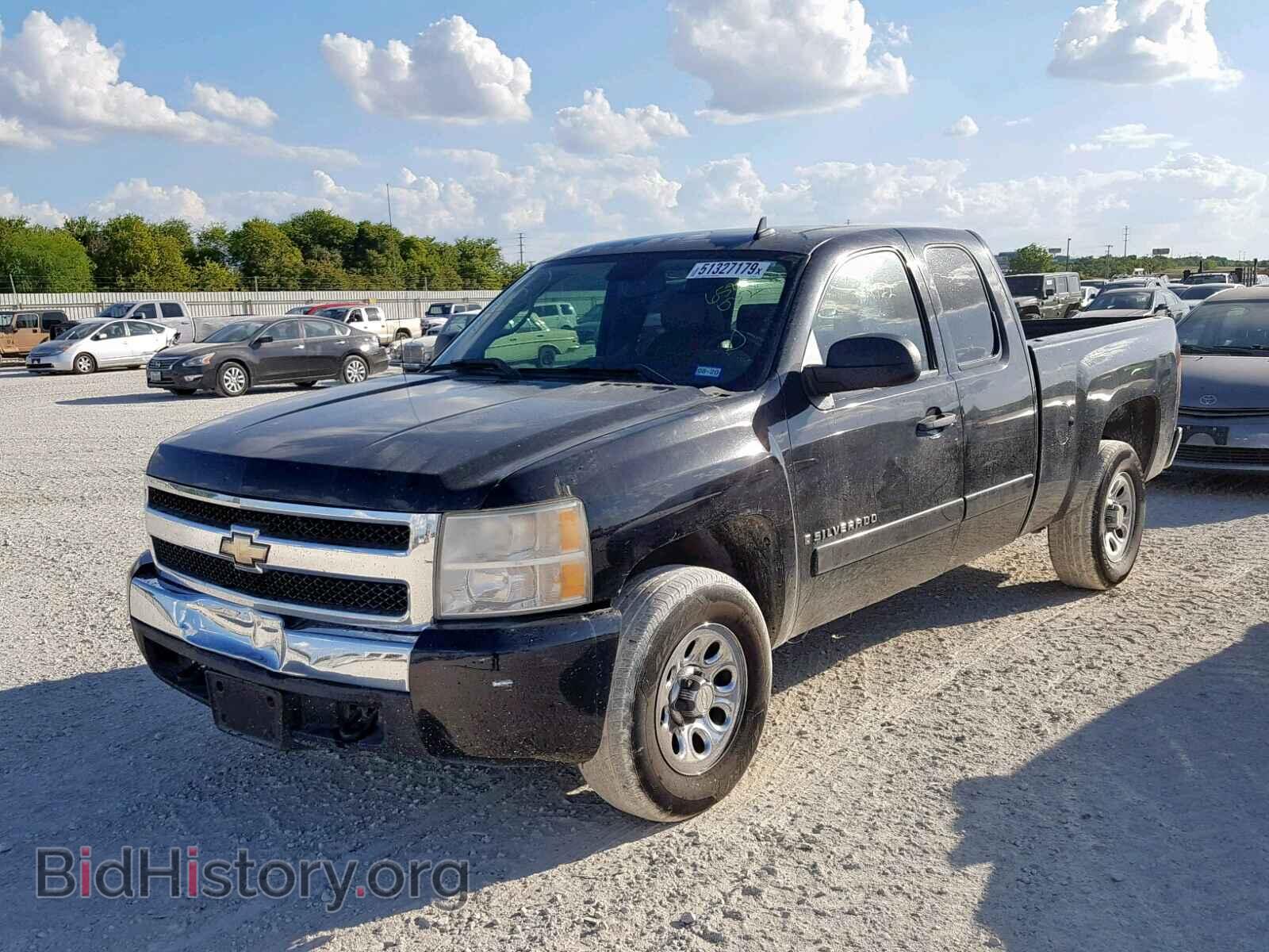 2007 CHEVROLET SILVERADO - VIN: 2GCEC19C471658032 - Фото 2