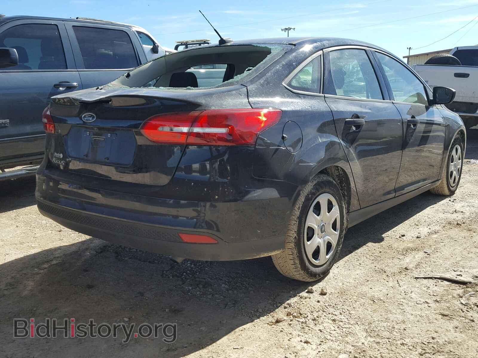 2017 FORD FOCUS - VIN: 1FADP3E23HL342132 - Photo 4