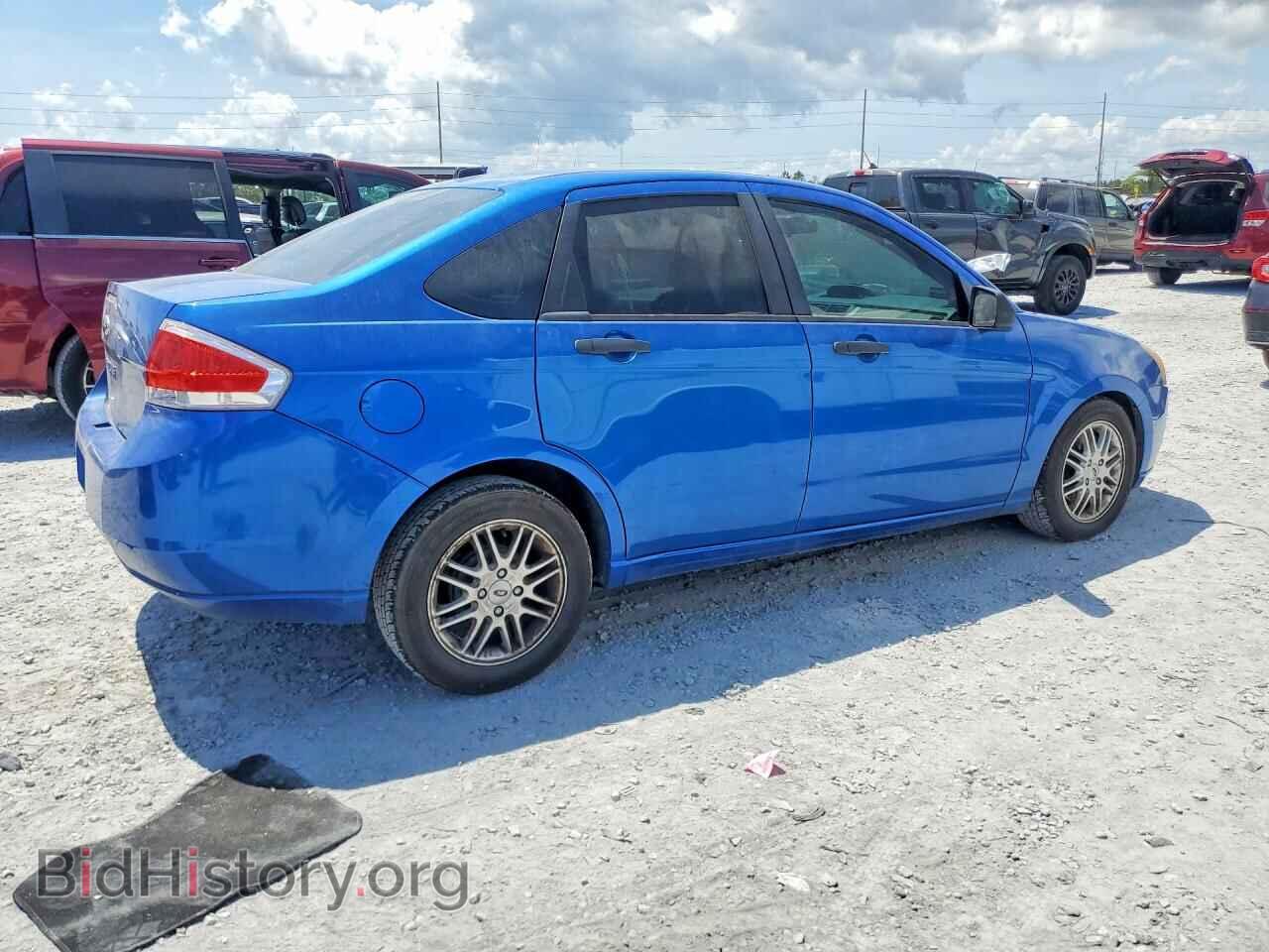 2011 FORD FOCUS - VIN: 1FAHP3EN8BW193671 - Photo 3