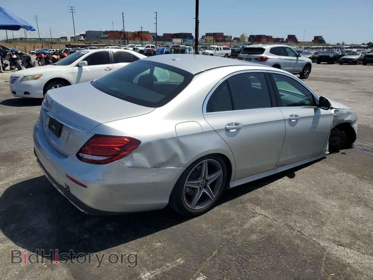 2020 MERCEDES-BENZ E-CLASS - VIN: WDDZF8DB5LA710497 - Фото 3