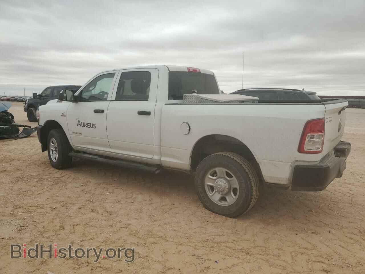 2022 RAM 2500 - VIN: 3C6UR5CL6NG213524 - Фото 2