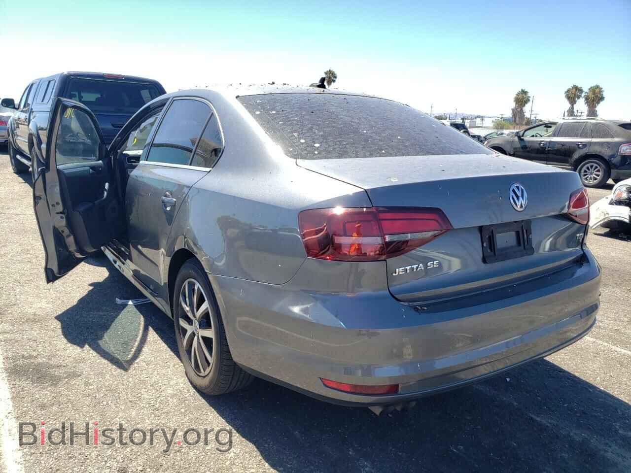2017 VOLKSWAGEN JETTA - VIN: 3VWDB7AJ2HM411997 - Фото 3