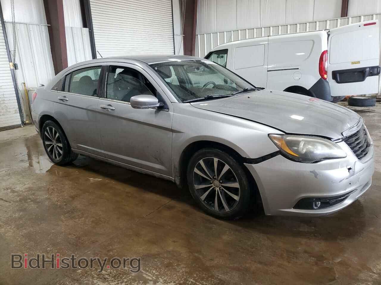 2013 CHRYSLER 200 - VIN: 1C3CCBBG3DN717841 - Photo 4