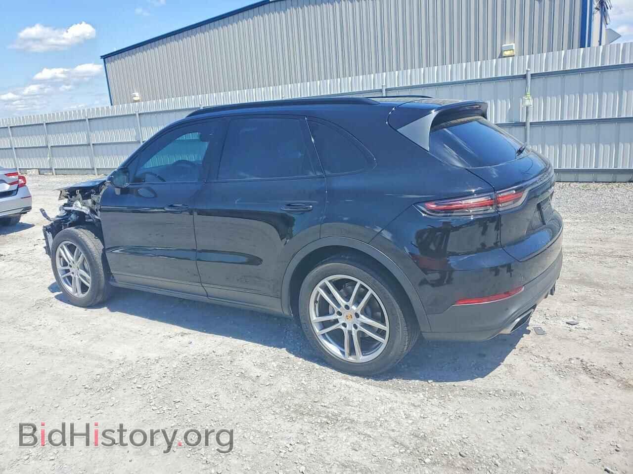 2019 PORSCHE CAYENNE - VIN: WP1AA2AY0KDA10636 - Photo 2