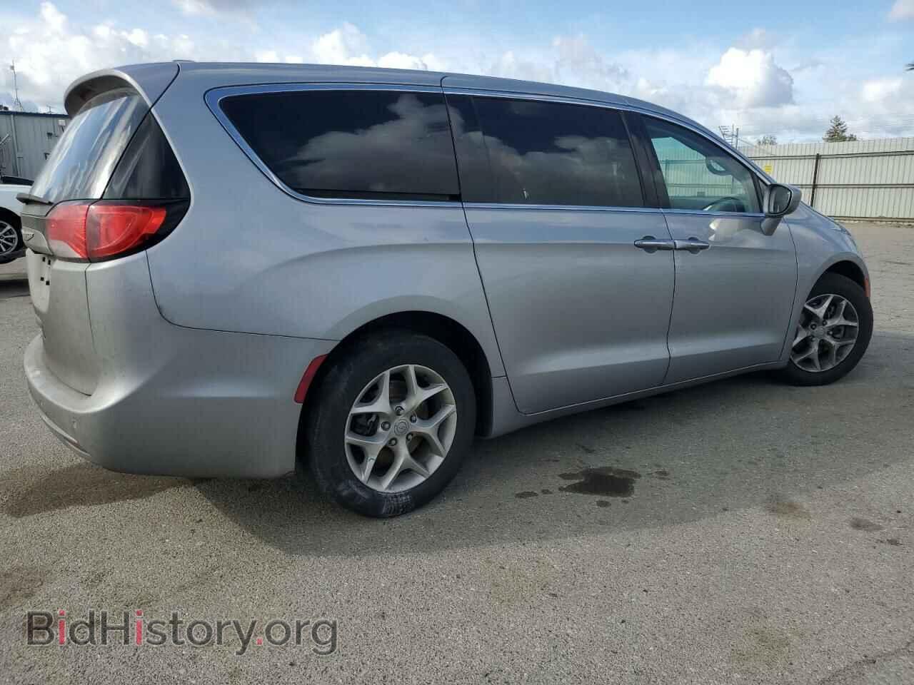 2018 CHRYSLER PACIFICA - VIN: 2C4RC1FG8JR126106 - Photo 3