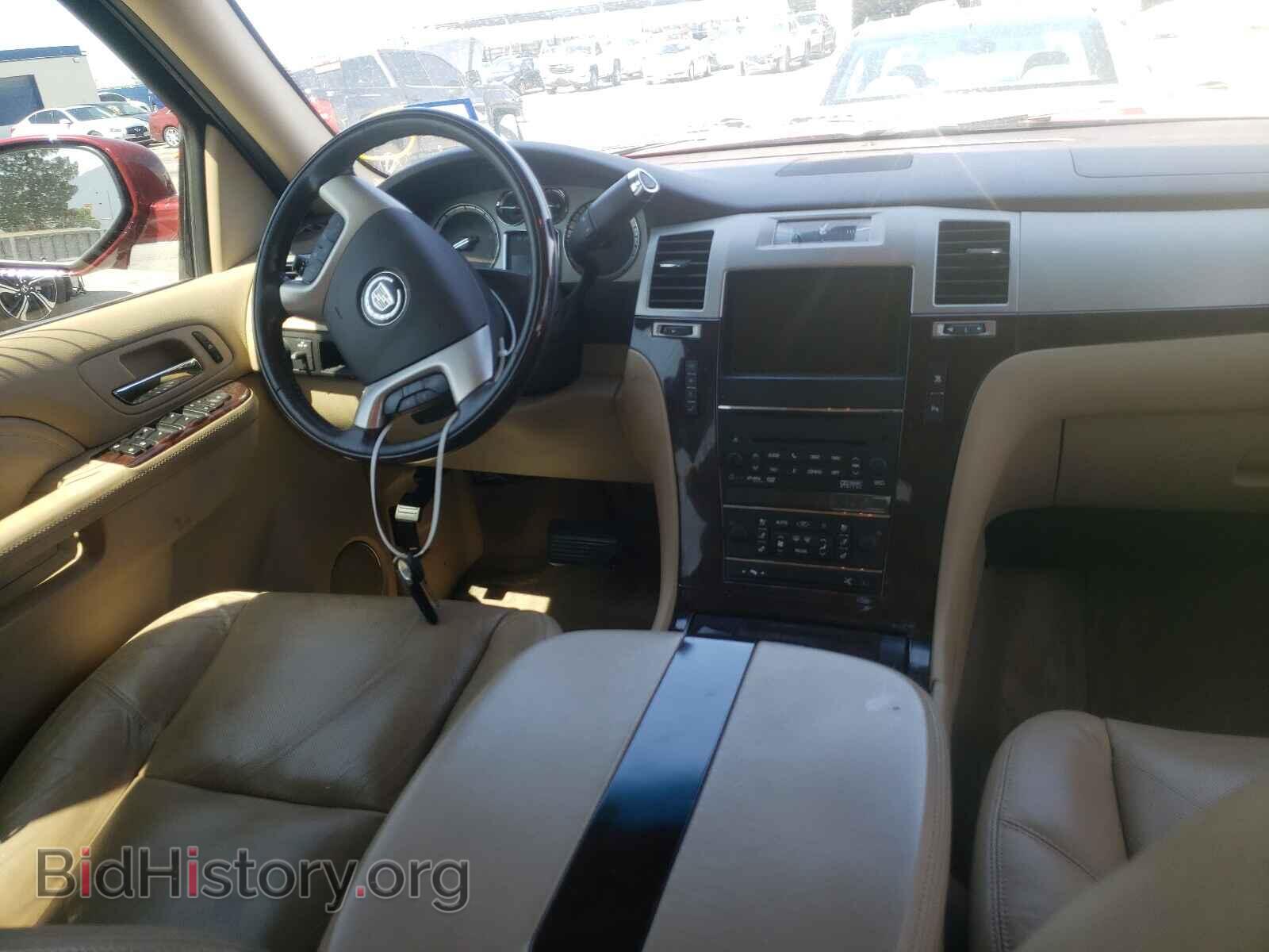2011 CADILLAC ESCALADE - VIN: 1GYS3JEF1BR162568 - Фото 9