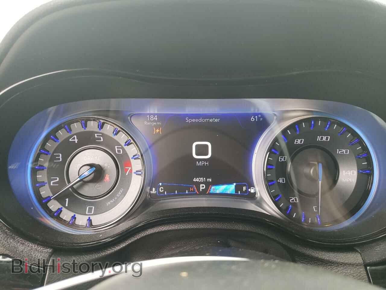 2018 CHRYSLER 300 - VIN: 2C3CCAGG2JH314280 - Photo 9