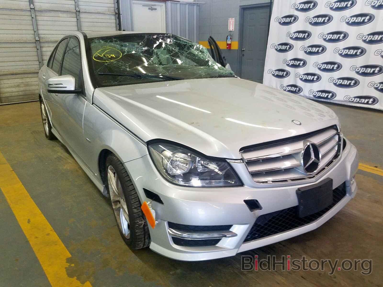 Photo WDDGF4HB8CA654680 - MERCEDES-BENZ C 250 2012