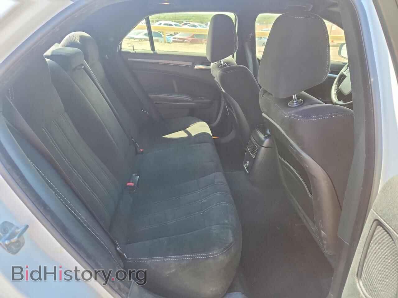 2012 CHRYSLER 300 - VIN: 2C3CCABG1CH157271 - Фото 10