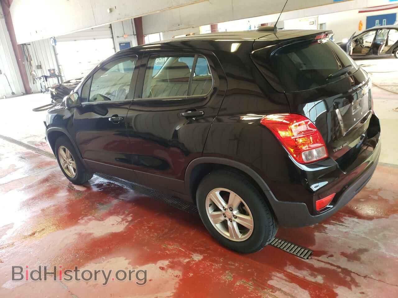 2019 CHEVROLET TRAX - VIN: 3GNCJNSB3KL367008 - Фото 2
