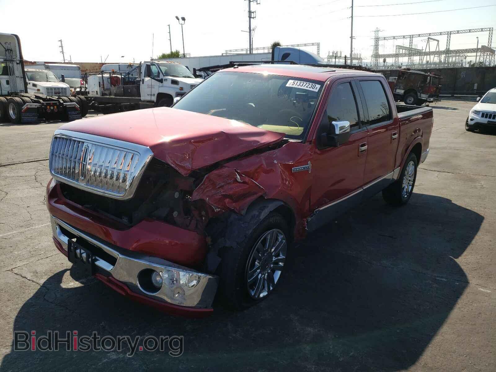 2008 LINCOLN MARK LT - VIN: 5LTPW165X8FJ03387 - Фото 2
