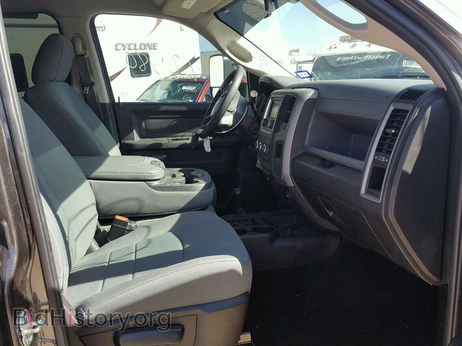 2017 RAM 3500 ST - VIN: 3C63RRGL7HG633729 - Фото 5