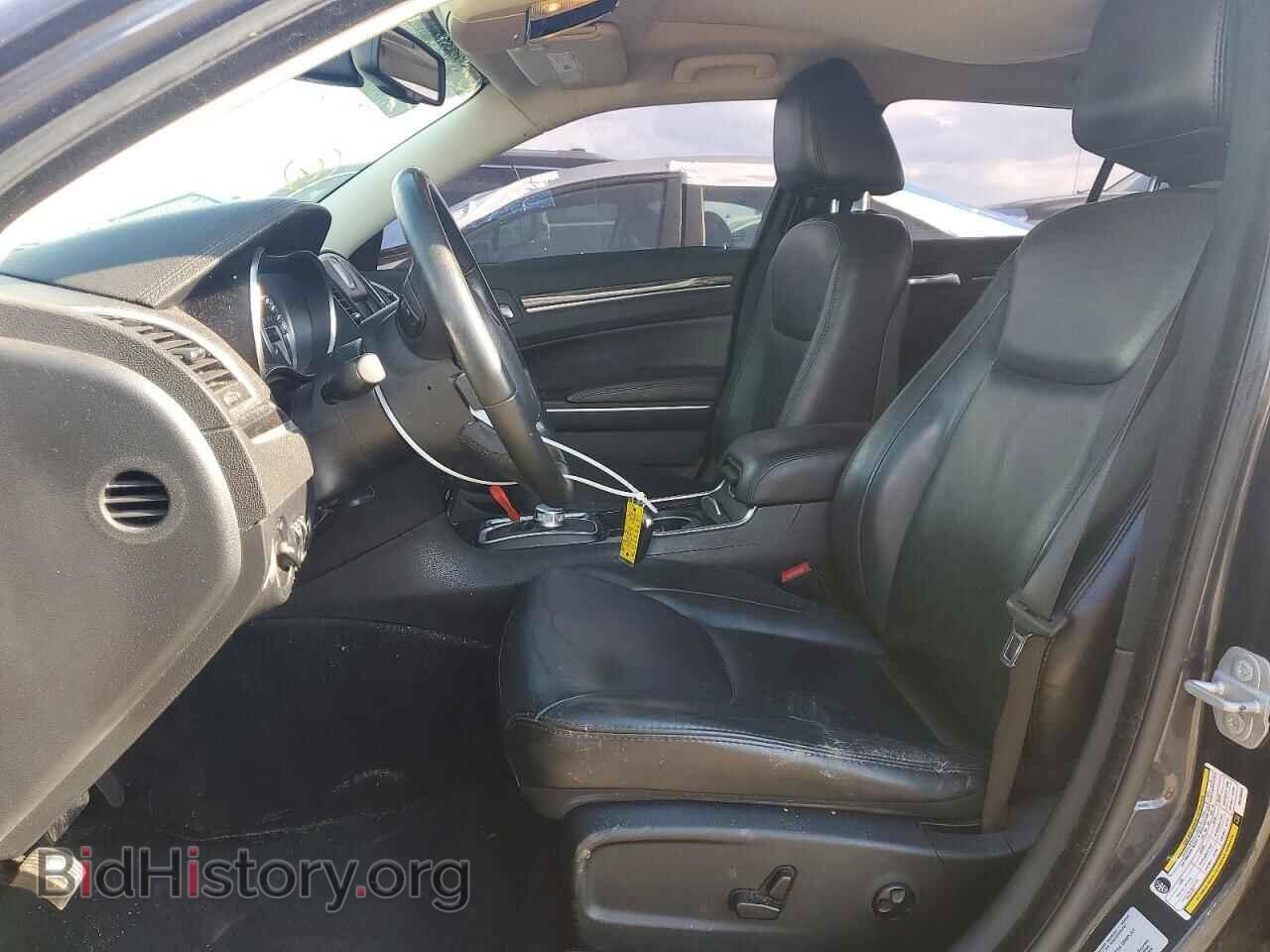 2016 CHRYSLER 300 - VIN: 2C3CCAAG1GH135455 - Фото 7