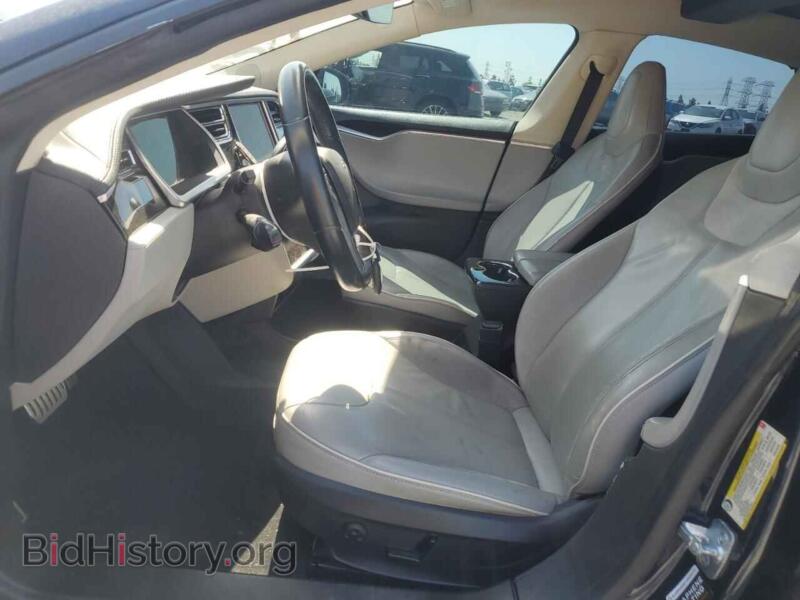 2013 Tesla MODEL S (VIN 5YJSA1CP7DFP07303) — фото 7 из 15