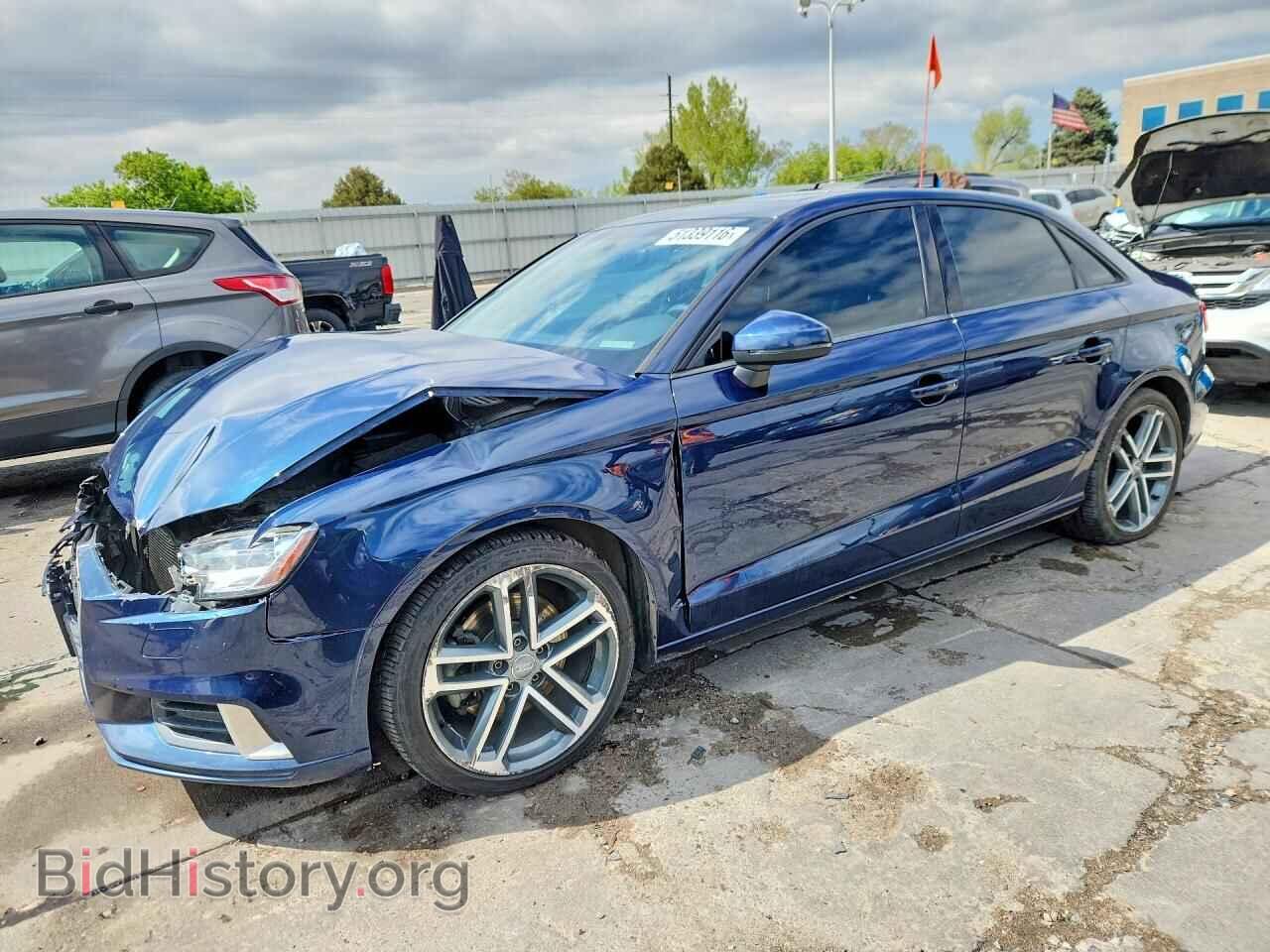 Фотография WAUAUGFF2J1023351 - AUDI A3 2018