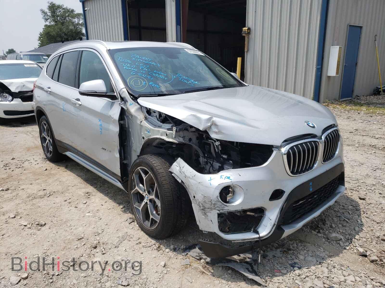 Фотография WBXHT3C32H5F70040 - BMW X1 2017