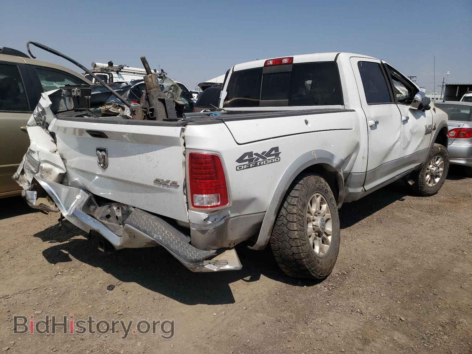 2017 RAM 2500 - VIN: 3C6UR5FLXHG658056 - Фото 4