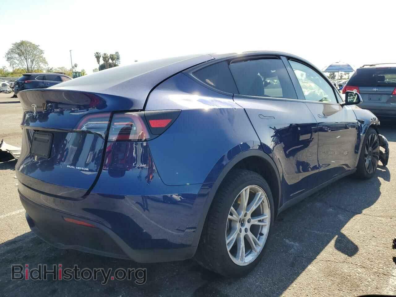 2024 TESLA MODEL Y - VIN: 7SAYGDEE7RA214783 - Photo 3