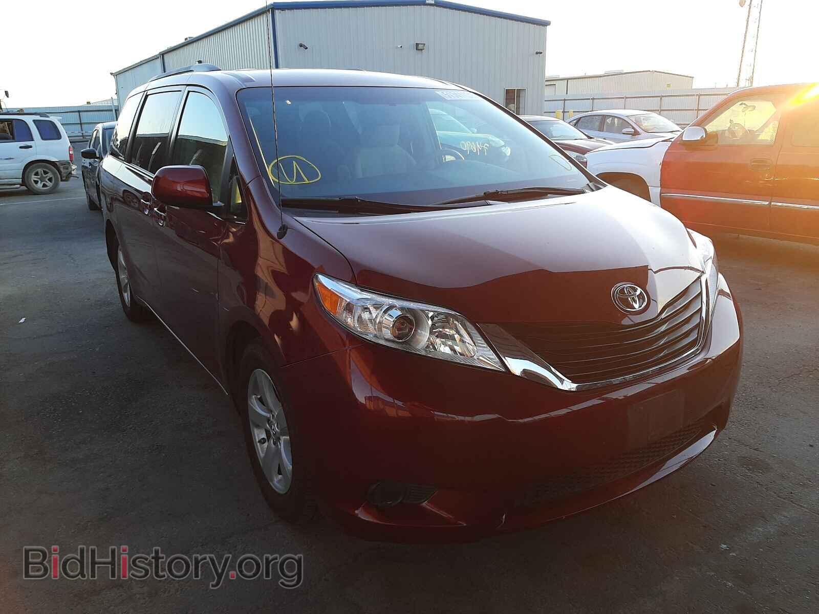 Фотография 5TDKK3DC3BS032241 - TOYOTA SIENNA 2011