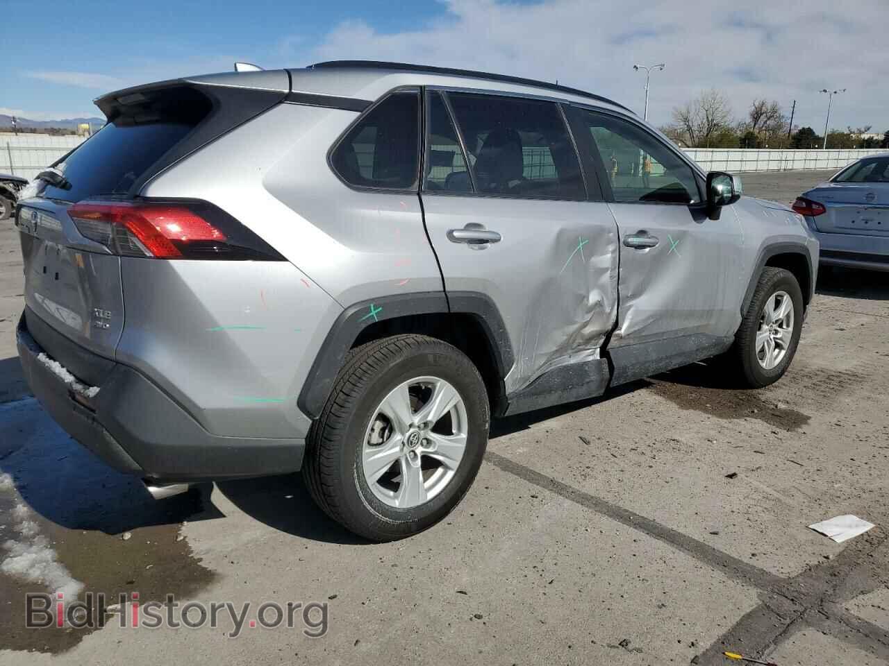 2020 TOYOTA RAV4 - VIN: JTMP1RFV4LD526129 - Фото 3