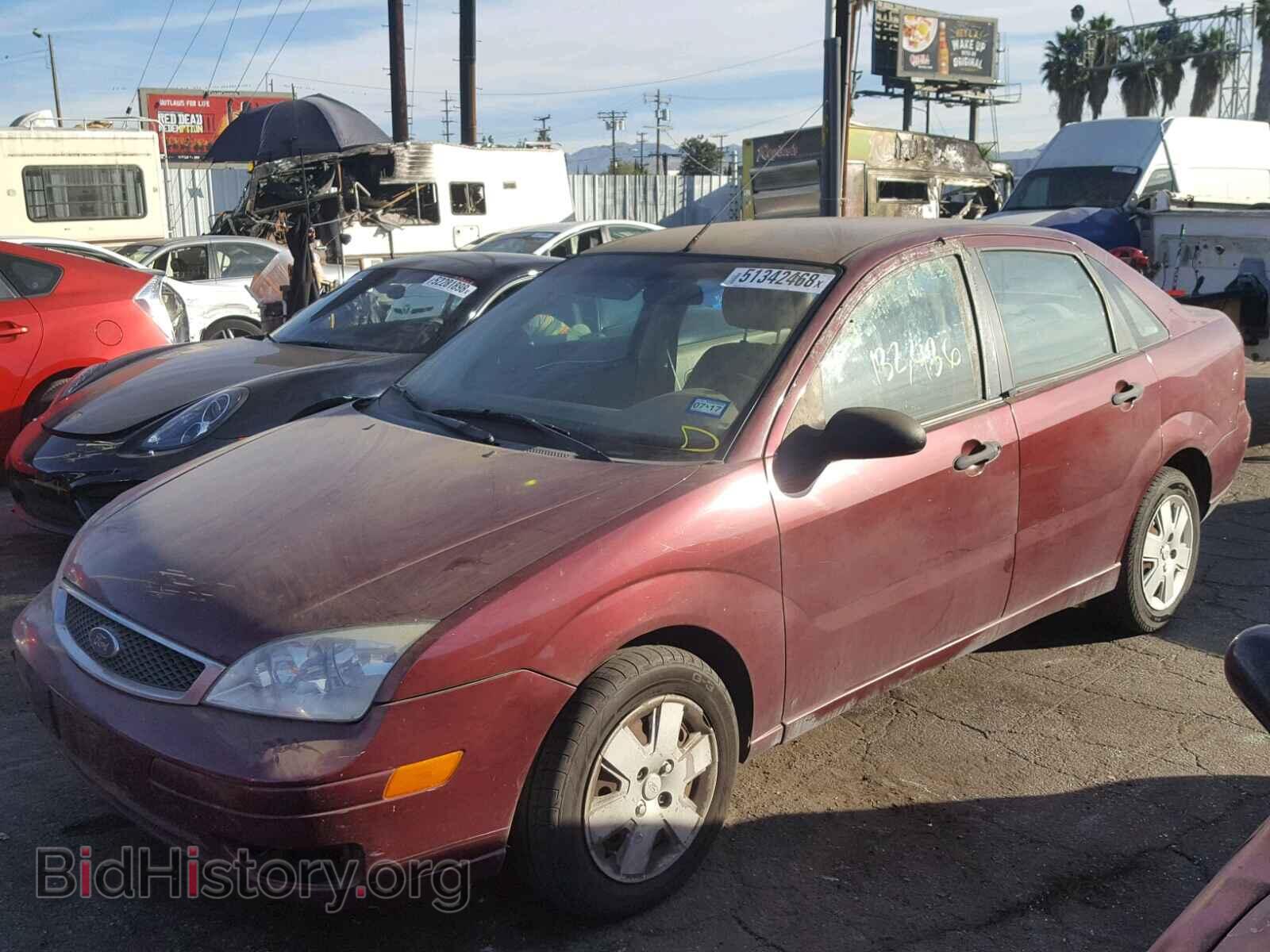 2007 FORD FOCUS - VIN: 1FAFP34N37W326997 - Фото 2