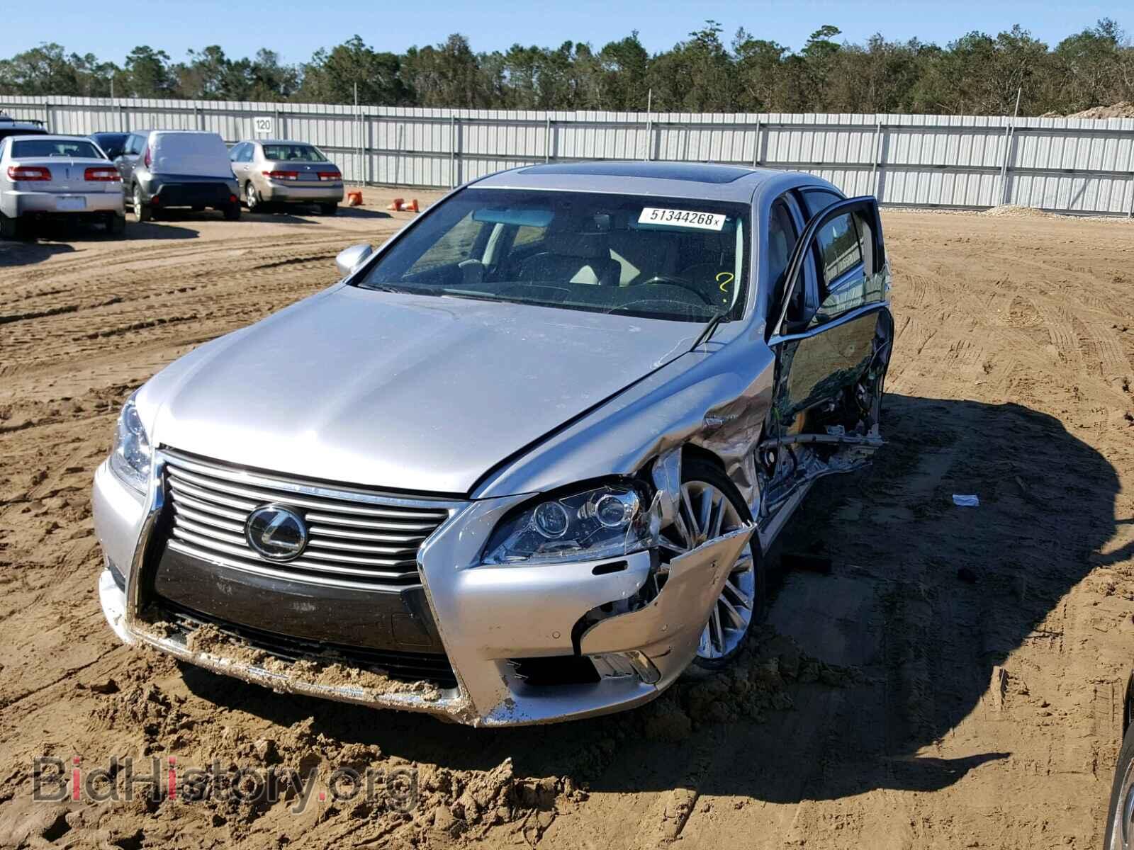 2016 LEXUS LS460 - VIN: JTHBL5EF7G5143372 - Фото 2