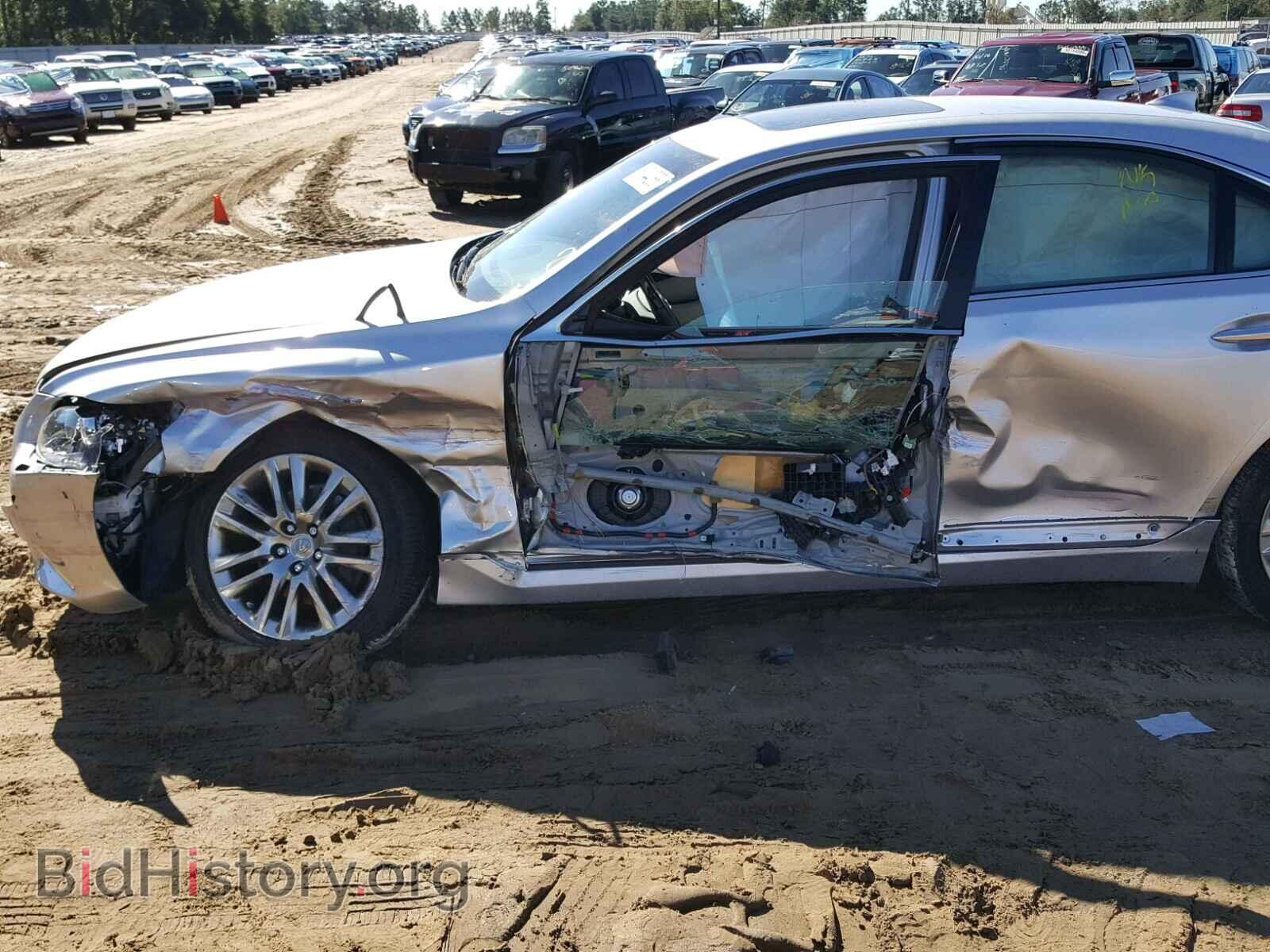 2016 LEXUS LS460 - VIN: JTHBL5EF7G5143372 - Фото 9