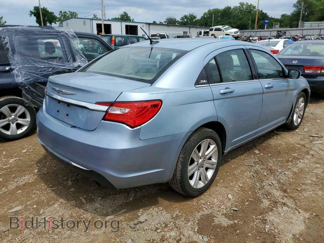 2012 CHRYSLER 200 - VIN: 1C3CCBBB0CN181241 - Фото 4