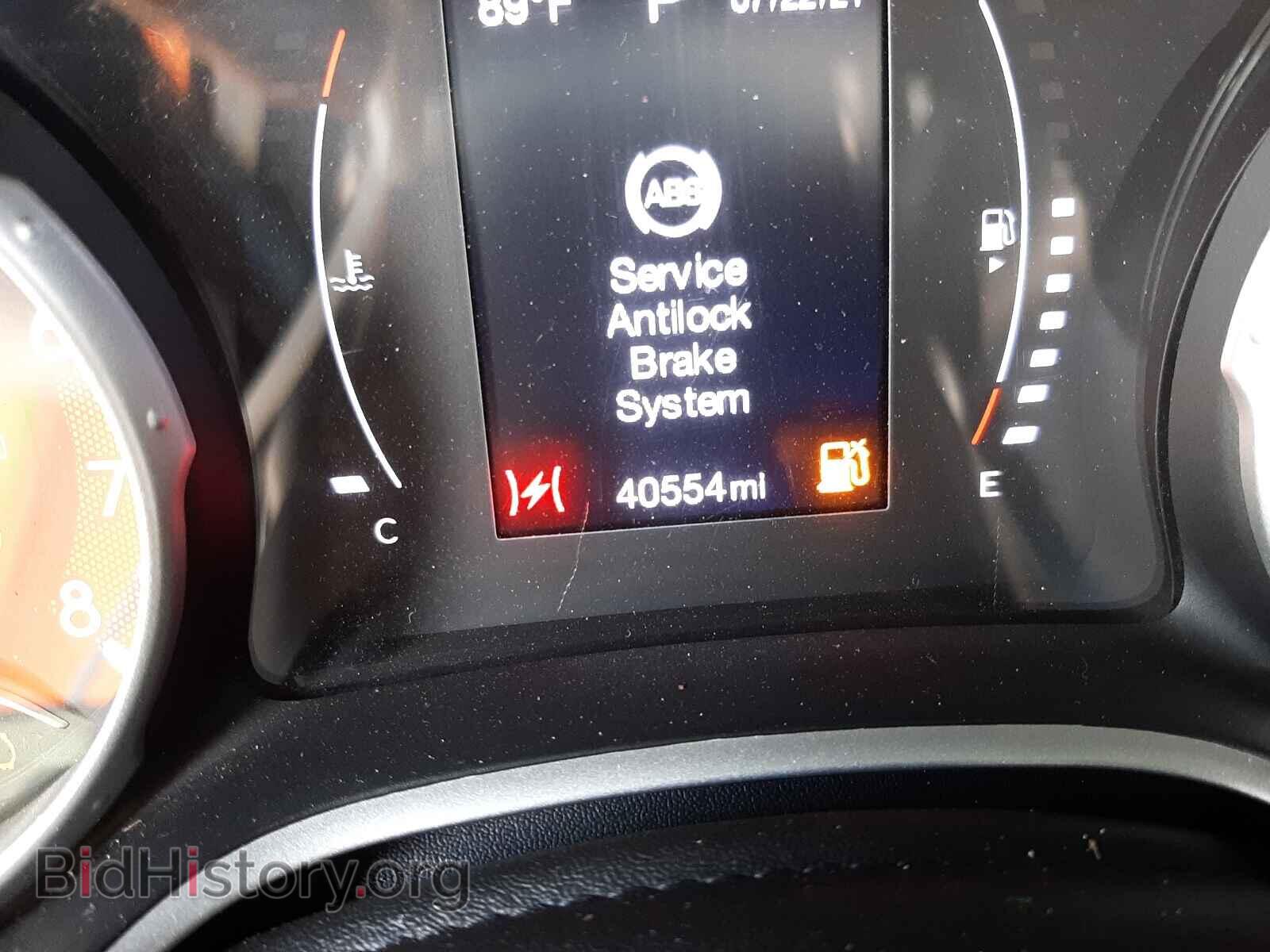 2018 JEEP COMPASS - VIN: 3C4NJCAB8JT502666 - Photo 8