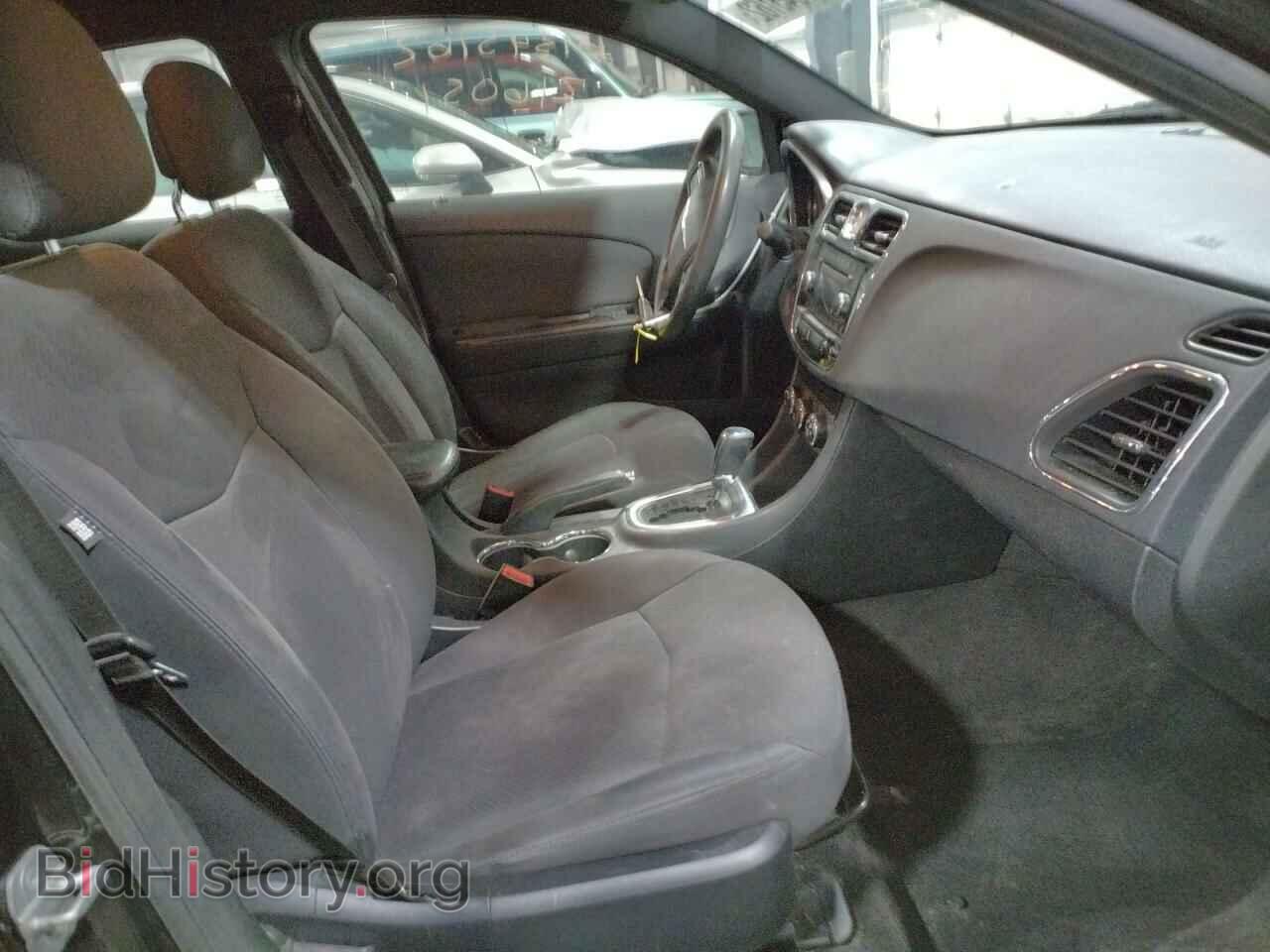 2012 CHRYSLER 200 - VIN: 1C3CCBAB7CN274081 - Фото 5