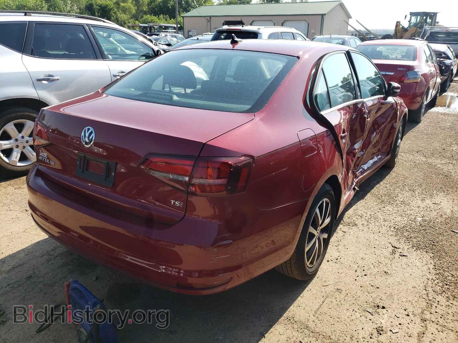 2017 VOLKSWAGEN JETTA - VIN: 3VWDB7AJ1HM275829 - Фото 4