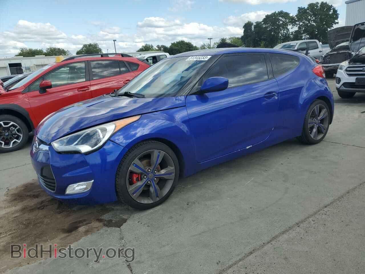 Photo KMHTC6AD8DU092882 - HYUNDAI VELOSTER 2013