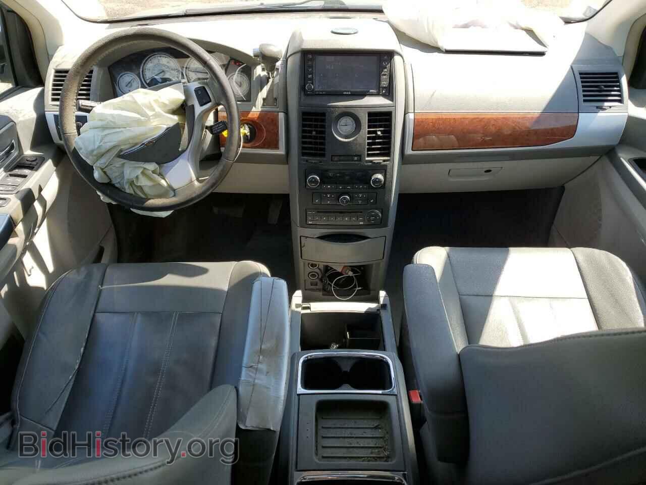 2008 CHRYSLER MINIVAN - VIN: 2A8HR54P78R657448 - Фото 8