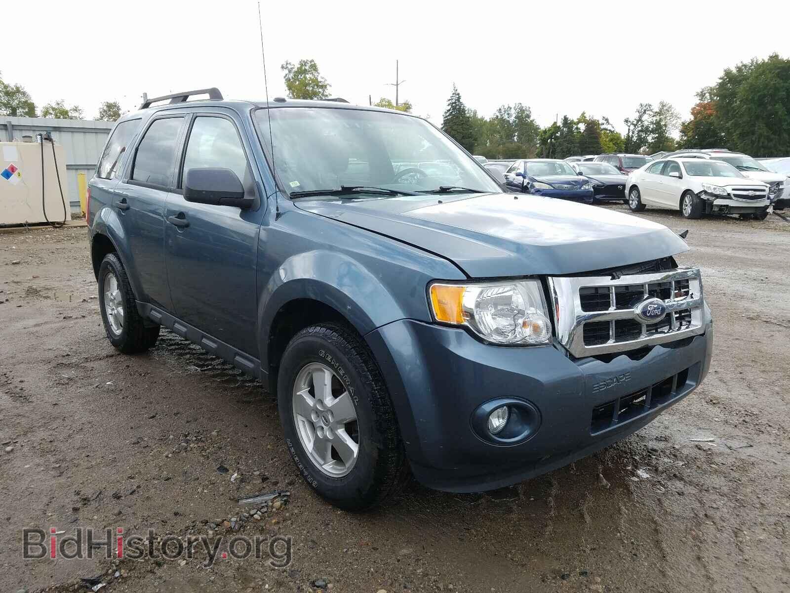 Photo 1FMCU0D72BKB33502 - FORD ESCAPE 2011