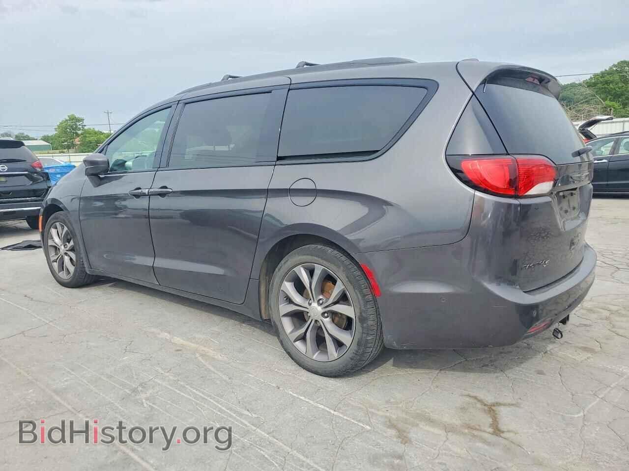 2019 CHRYSLER PACIFICA - VIN: 2C4RC1BGXKR652387 - Фото 2
