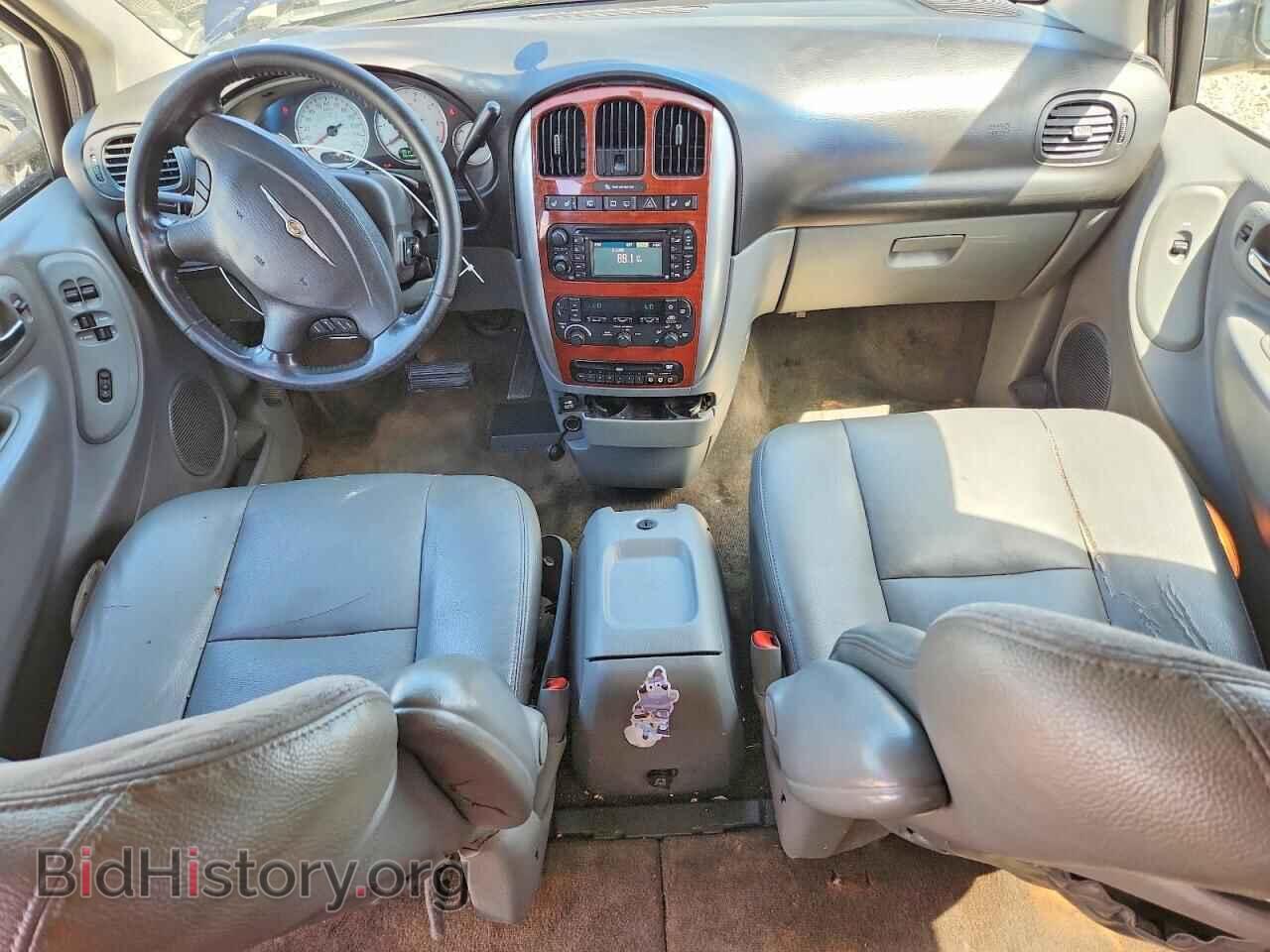 2005 CHRYSLER MINIVAN - VIN: 2C8GP64LX5R430910 - Photo 8